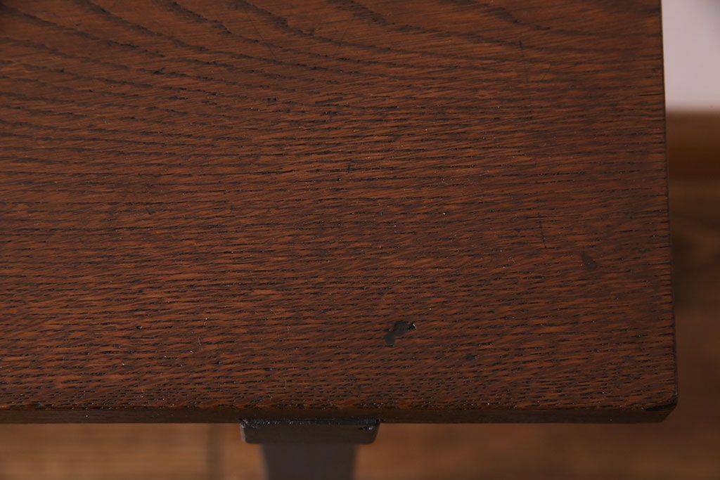 レトロ家具　昭和レトロ　ナラ材・ブナ材　味わいのある木味が魅力の薄型の平机(コンソールテーブル、サイドテーブル)(3)