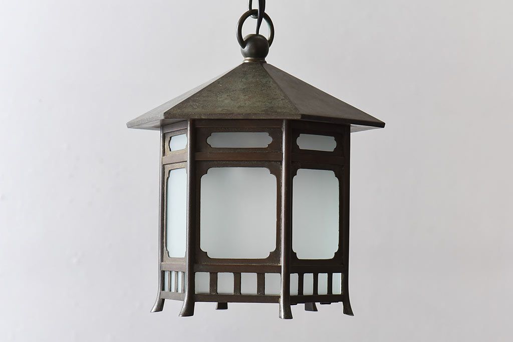 古民具 上品な佇まいの銅製吊り灯篭(天井照明、吊り下げ照明