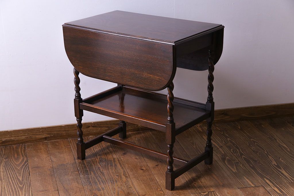 アンティーク家具　イギリスアンティーク　棚付きが珍しい!小振りのバタフライテーブル(カフェテーブル、サイドテーブル、エクステンションテーブル)