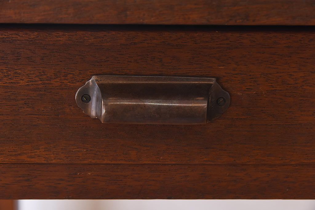 アンティーク家具　昭和中期　ラワン材　シンプルなデザインの平机(デスク)