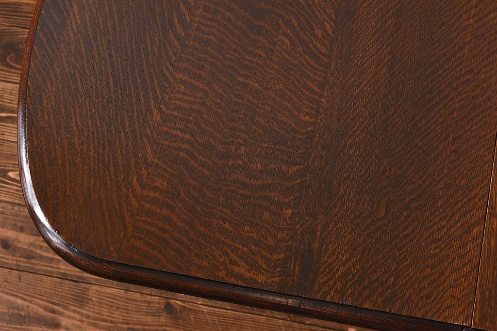 アンティーク家具　イギリスアンティーク　重厚感のあるオーク材製バタフライテーブル(ダイニングテーブル)