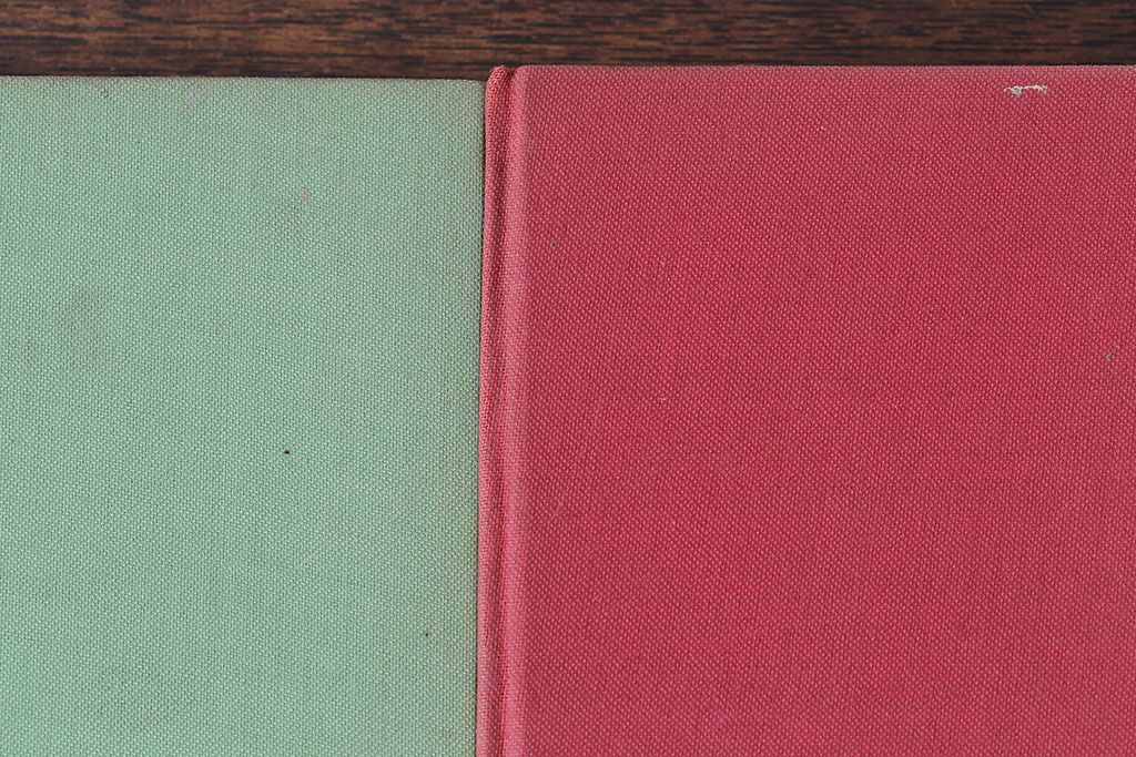 アンティーク雑貨　イギリスアンティーク　古い趣が魅力的な本(洋書、古書、英字本)3冊セット(2)