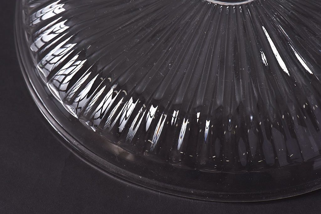 アンティーク雑貨　イギリスビンテージ　テーブルをシックに彩るガラスコンポート(ケーキスタンド、プレート)