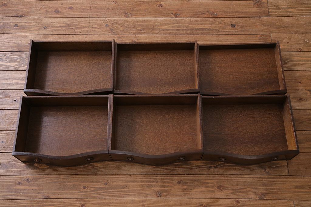 アンティーク家具　イギリス製　マホガニー材　上質な雰囲気のチェスト(サイドチェスト、引き出し)