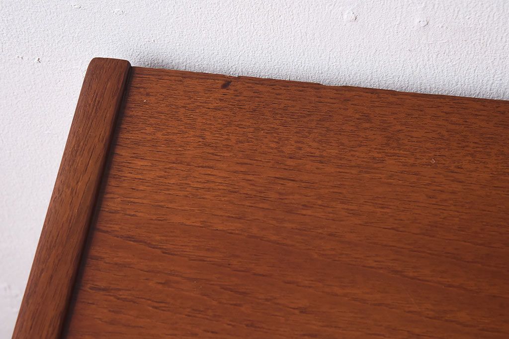 ヴィンテージ家具　北欧ビンテージ　デニッシュ　Mogens Kold　チーク材の褐色が魅力のチェスト(引き出し・サイドチェスト)