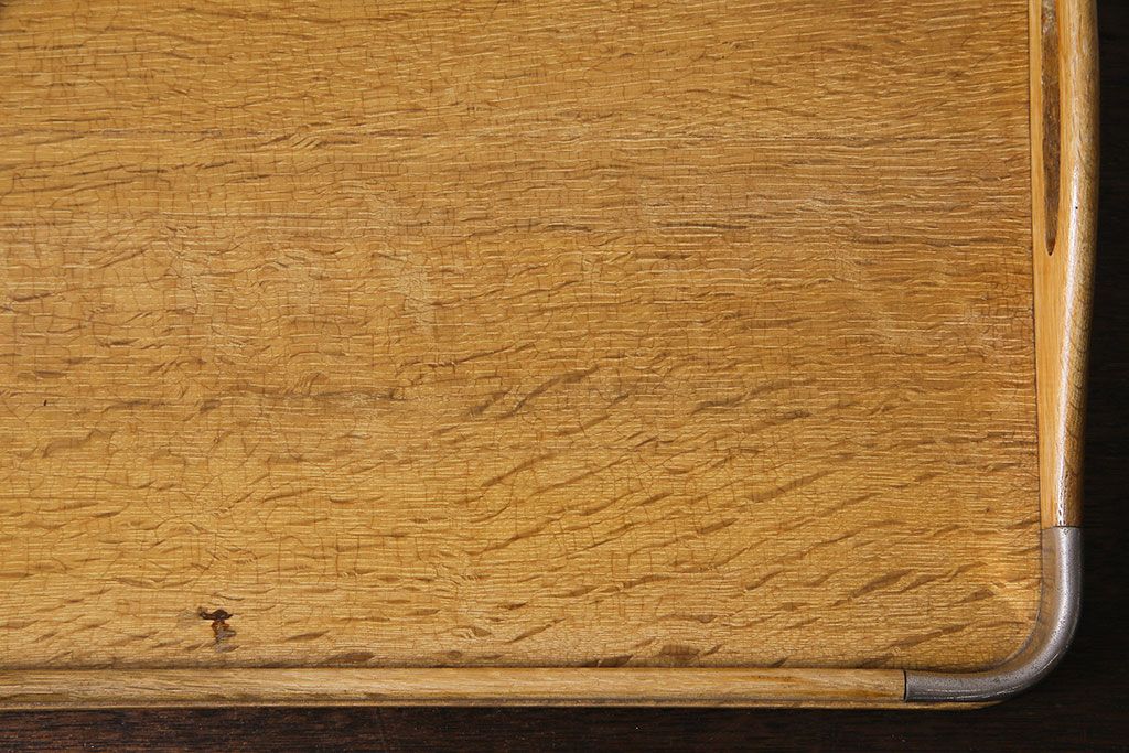 アンティーク雑貨　昭和中期　オーク(ナラ)材　素朴な雰囲気漂うお盆(木製トレー)(2)
