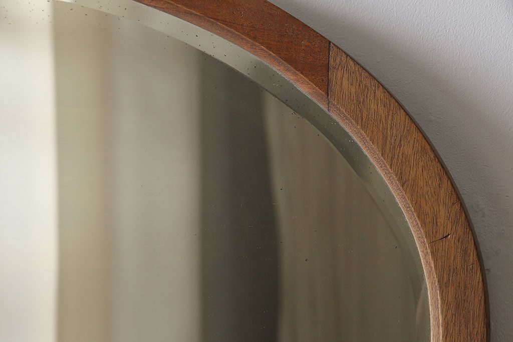 アンティーク雑貨　イギリスアンティーク　マホガニー材　温かみのある木の風合いが魅力のオーバルミラー(ウォールミラー、壁掛け鏡)