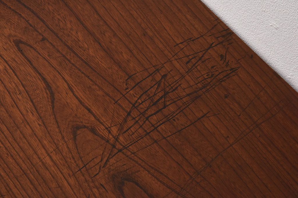 リメイク　ケヤキ材一枚板　味わいある古材を使用した鉄脚テーブル(作業台、サイドテーブル、カフェテーブル)