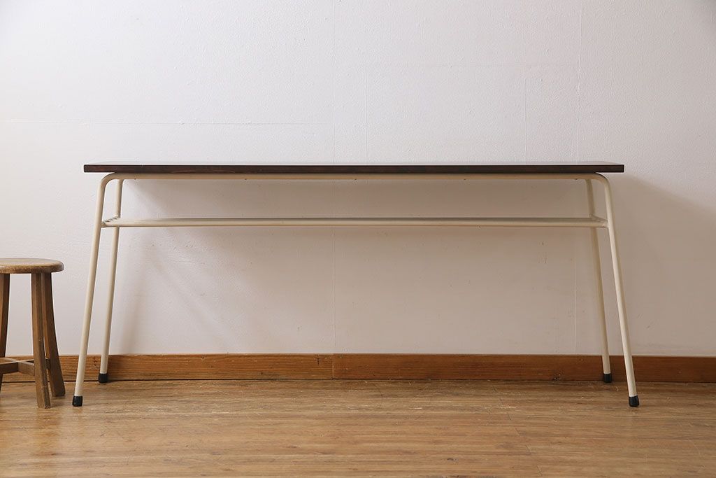 アンティーク家具　ヒノキ無垢材　シンプルな作りのペイント鉄脚テーブル(作業台、カウンターテーブル)