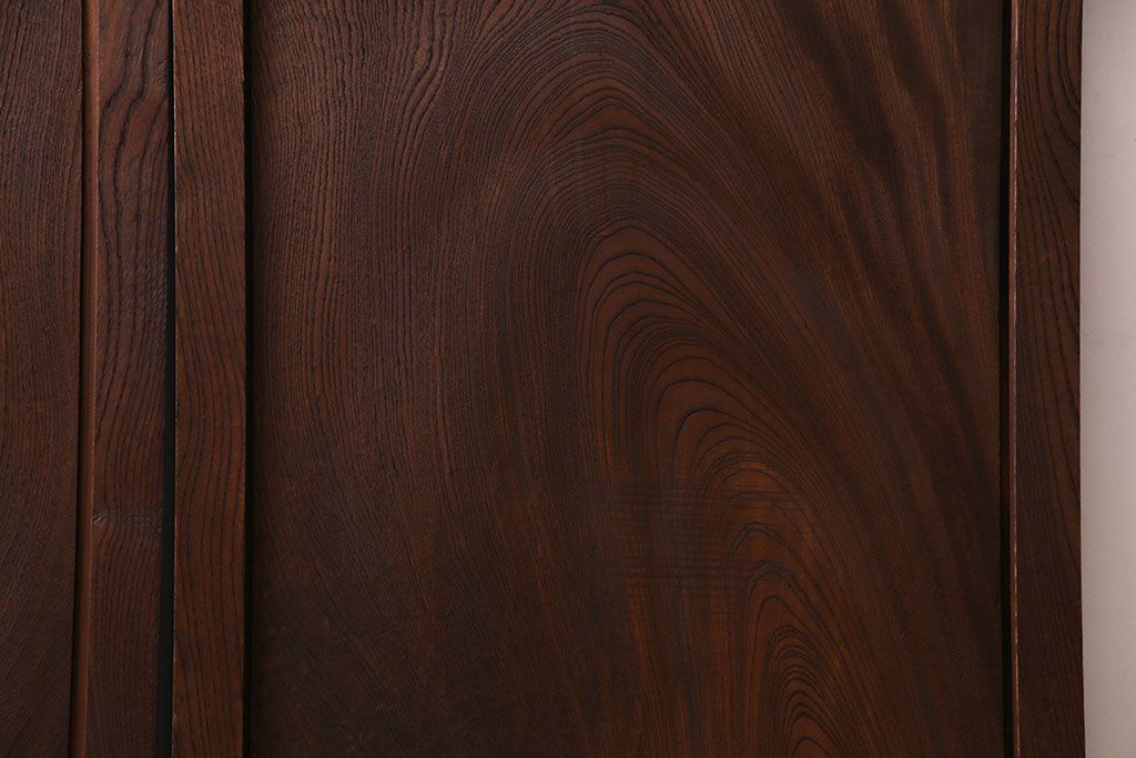 和製アンティーク　総ケヤキ材　ダイナミックな杢目が美しい板戸(窓、引き戸、建具)2枚セット