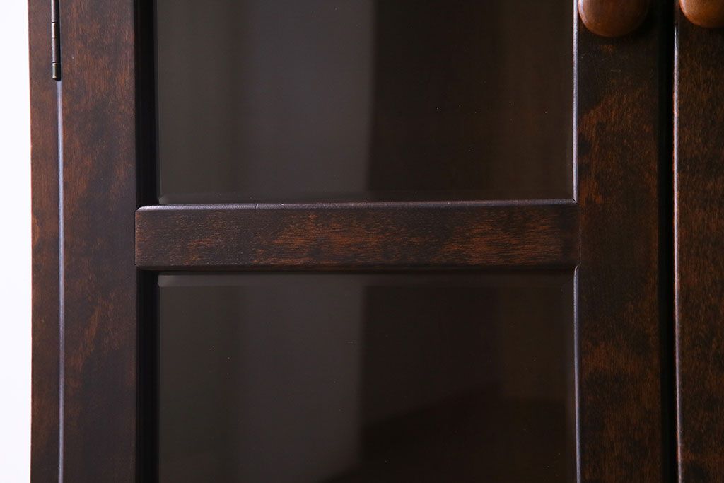 中古美品　ビンテージ　松本民芸家具　深い色味が魅力的な小振りの本箱(飾り棚、食器棚、キャビネット)