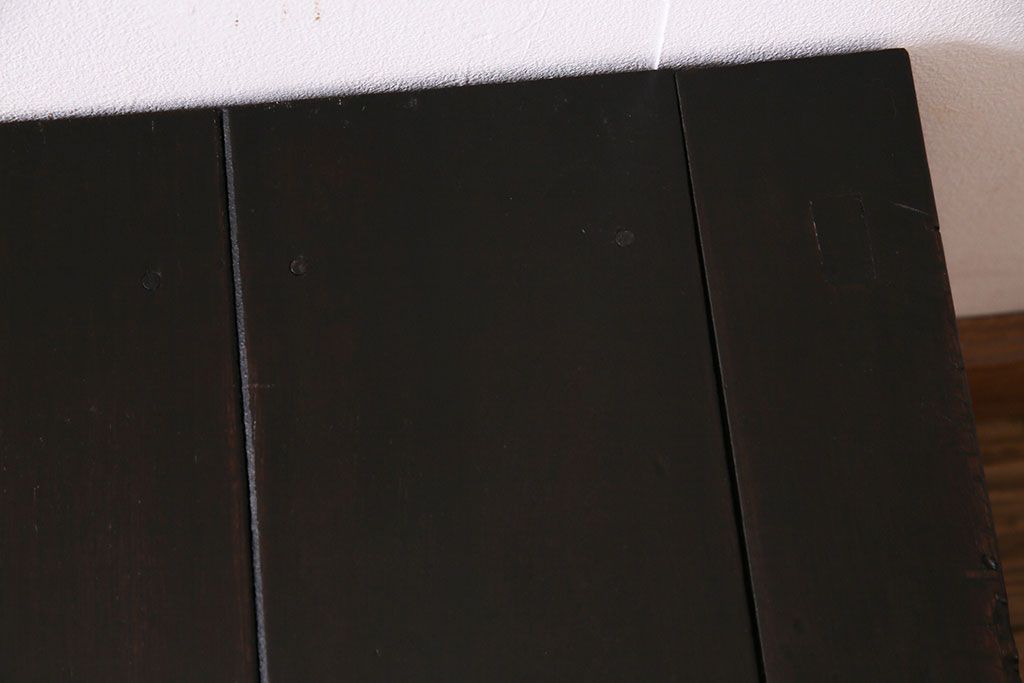 アンティーク雑貨　大正昭和初期　ケヤキ材　重厚な佇まいが魅力のローボード(リビングボード)