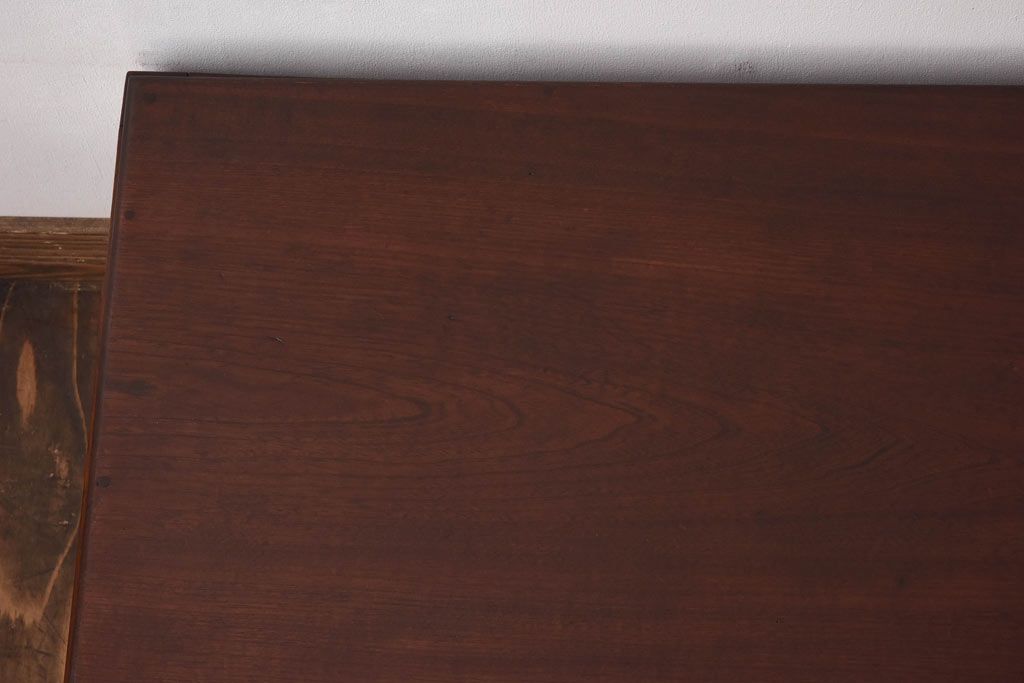アンティーク家具　大正ロマン　栓材　透かし彫りが和の雰囲気を漂わせる文机(ローテーブル)