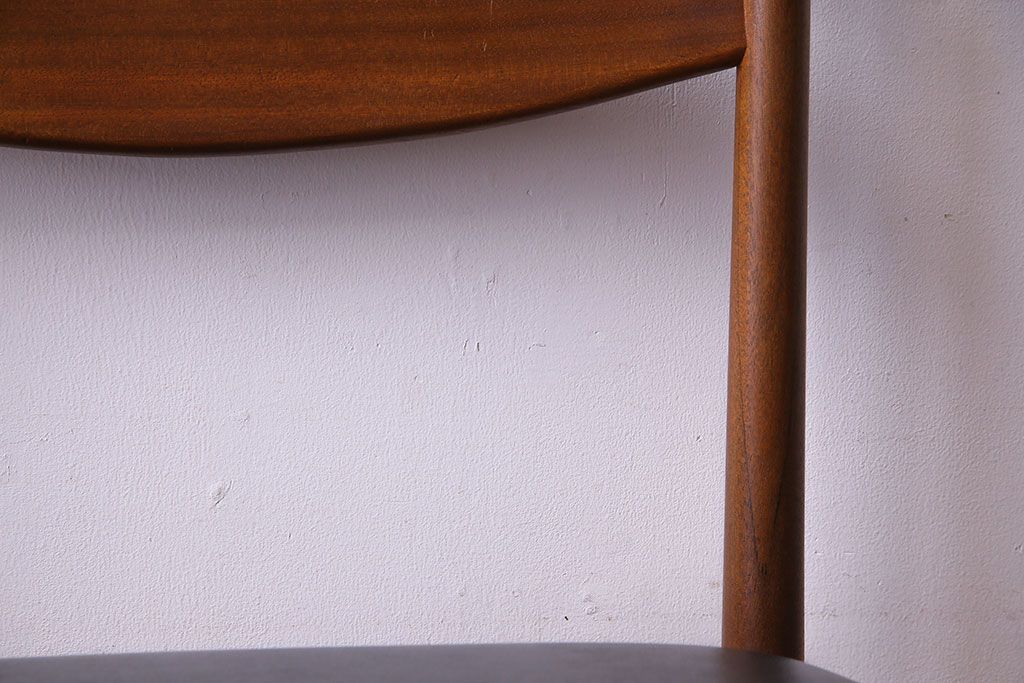 北欧ビンテージ家具　McIntosh(マッキントッシュ)No.9433　ミッドセンチュリーデザインのダイニングチェア(ワークチェア、椅子)