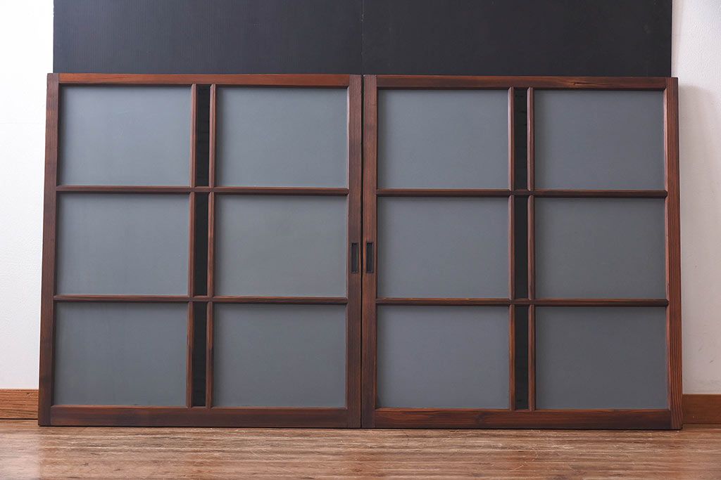 昭和レトロ　色ガラス入り　モダンな雰囲気が魅力のガラス戸2枚セット(窓、引き戸)