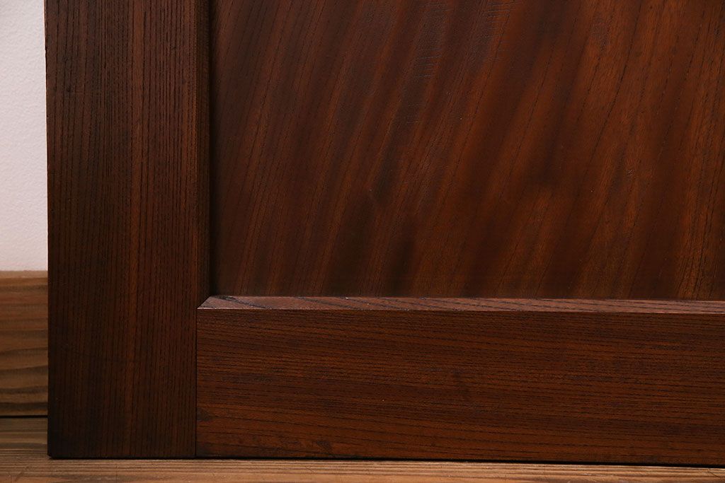 【商談品】和製アンティーク　高級品　総ケヤキ材一枚板!　威厳が漂う上質な板戸(帯戸、引き戸、建具)4枚セット