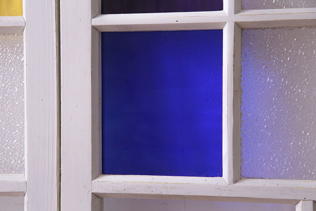 ペイント家具　色ガラス入り　爽やかな色味の遊び心溢れるガラス戸(窓、建具、引き戸、格子戸)2枚組