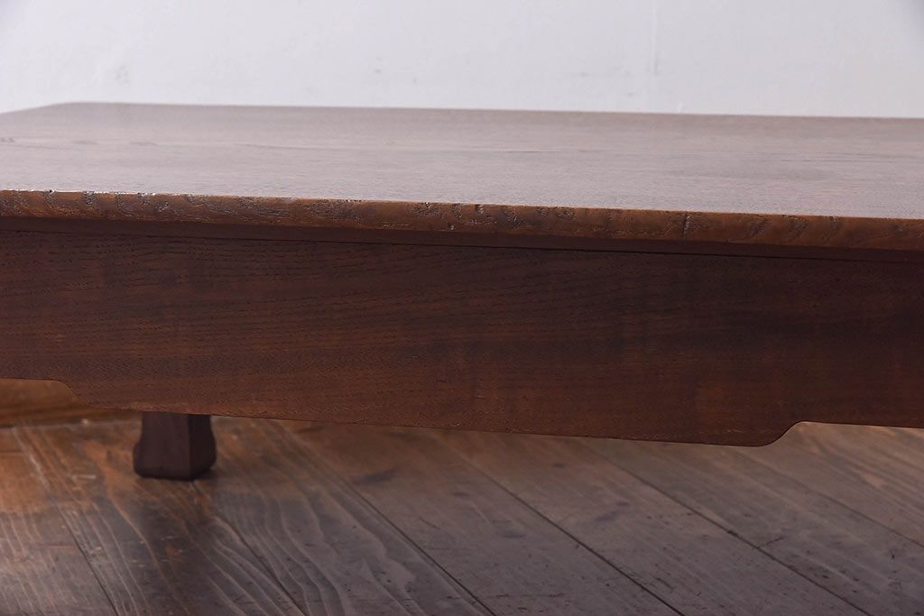 アンティーク家具　大正昭和初期　天板栗材一枚板　脚のデザインがユニークな座卓(ちゃぶ台、ローテーブル、センターテーブル)