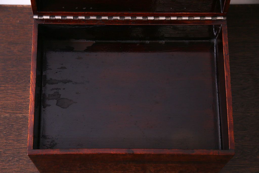 アンティーク雑貨　庄内産　漆塗り　ケヤキ材の玉杢が美しい小引き出し(裁縫箱、硯箱、小物入れ)