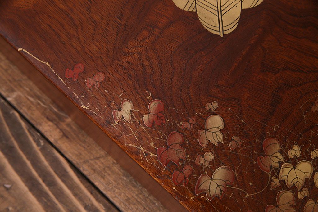 アンティーク雑貨　昭和中期　クスノキ材　『違い鷹の羽』紋　品のある蒔絵が施された収納箱