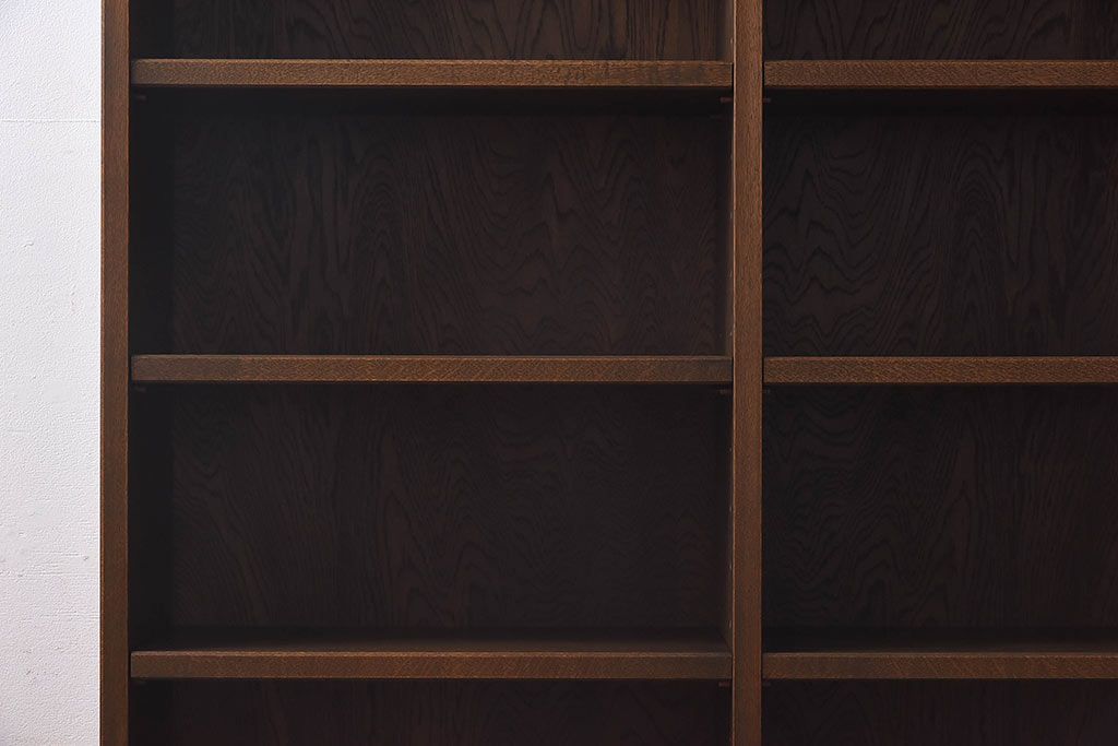 ヴィンテージ家具　ビンテージ　永田良介商店　深い色合いが上品な特注品の本棚(飾り棚、収納棚)