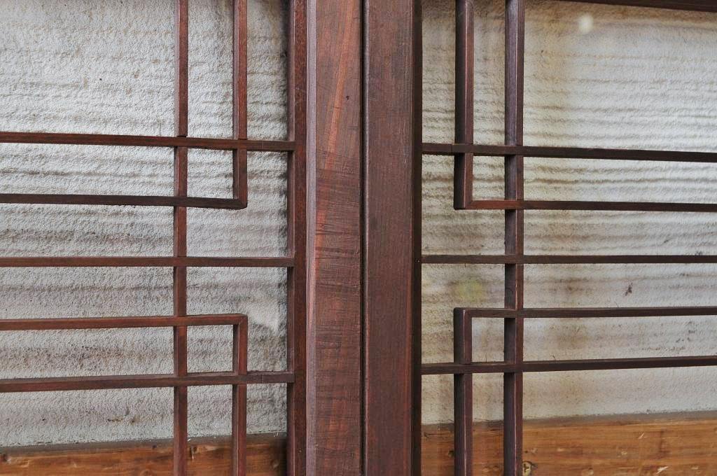 古い木の細工の細かな引き戸(ガラス戸)4枚セット1