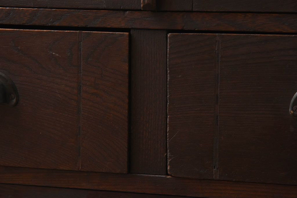 アンティーク家具　大正ロマン　栓材　細かなデザインが魅力的なブックケース(本箱、キャビネット、収納棚)(R-030349)