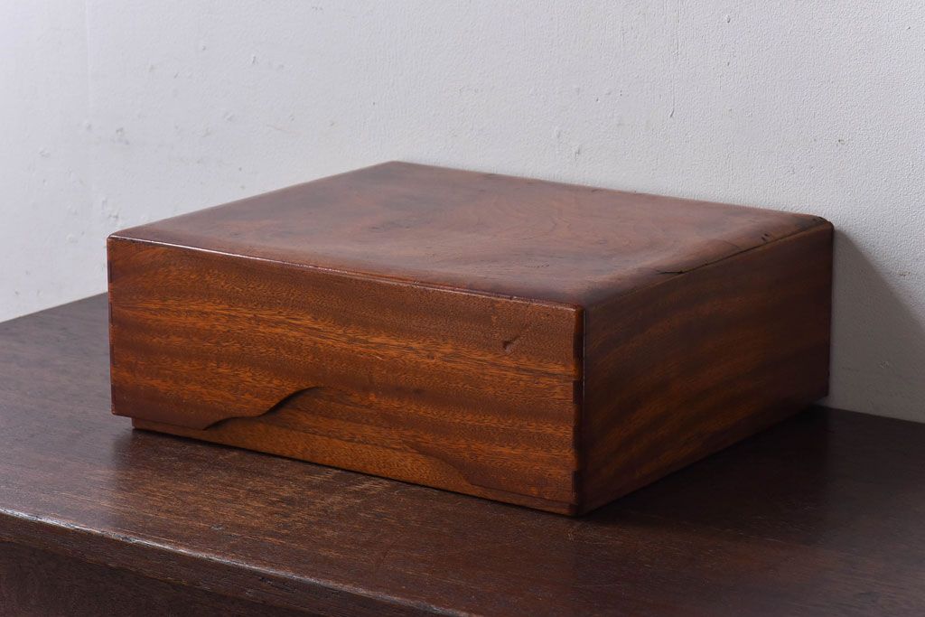 アンティーク雑貨 昭和初期 クスノキ材 光沢のある木肌が美しい文箱 木箱 収納箱 R ラフジュ工房