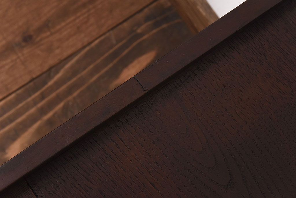 アンティーク家具　和製アンティーク　三方ケヤキ材　葉ガラス入りの上品なローボード(収納棚、リビングボード)(R-030397)