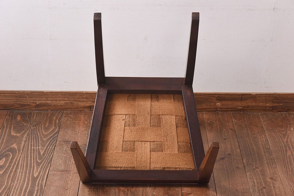 アンティーク家具　イギリスアンティーク　ウォールナット材　象嵌が魅力のクラシカルなチェア(ダイニングチェア、椅子)(1)