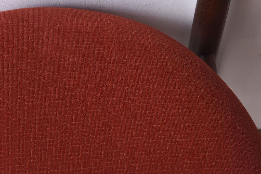 アンティーク家具　G-PLAN(ジープラン)　Fresco(フレスコ)　お洒落な赤いファブリックのサーキュラーチェア(ダイニングチェア、椅子)(1)