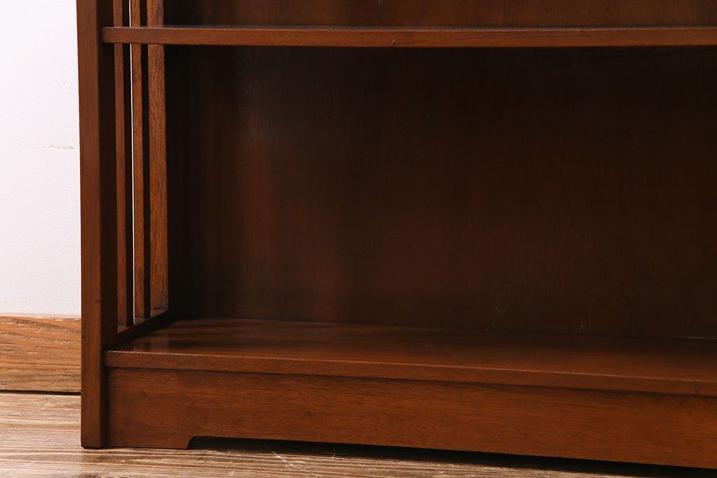 レトロ家具　昭和レトロ　素朴で温かみのある雰囲気の本棚(ウッドシェルフ、飾り棚)