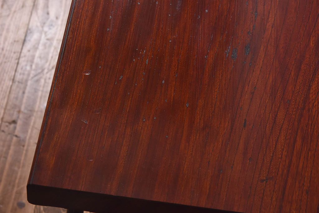 リメイク　ケヤキ材　メンズライクな雰囲気の鉄脚付き作業台(陳列、飾り台、鉄脚テーブル)