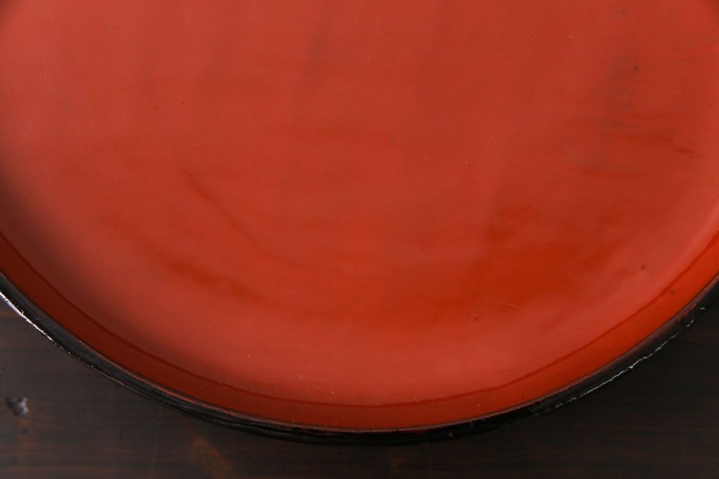 和製アンティーク　会津漆器　朱赤の漆塗りが美しい高台付き丸盆(丸膳)(2)
