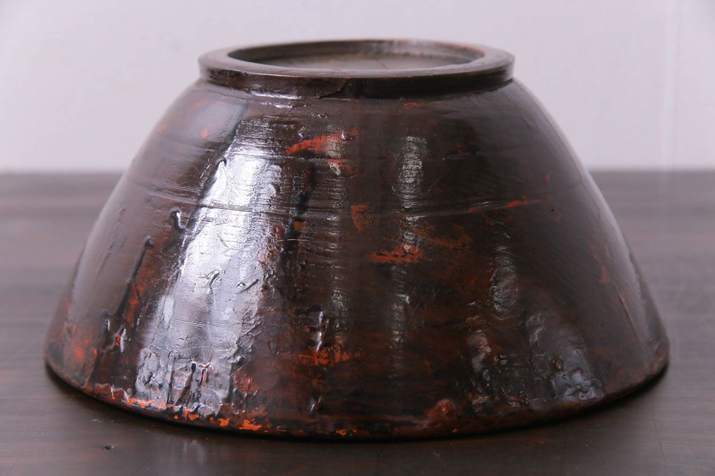 アンティーク雑貨　昭和期　民芸品　漆塗り　漆桶のような独特の趣きが魅力の菓子鉢(深皿、ボール)