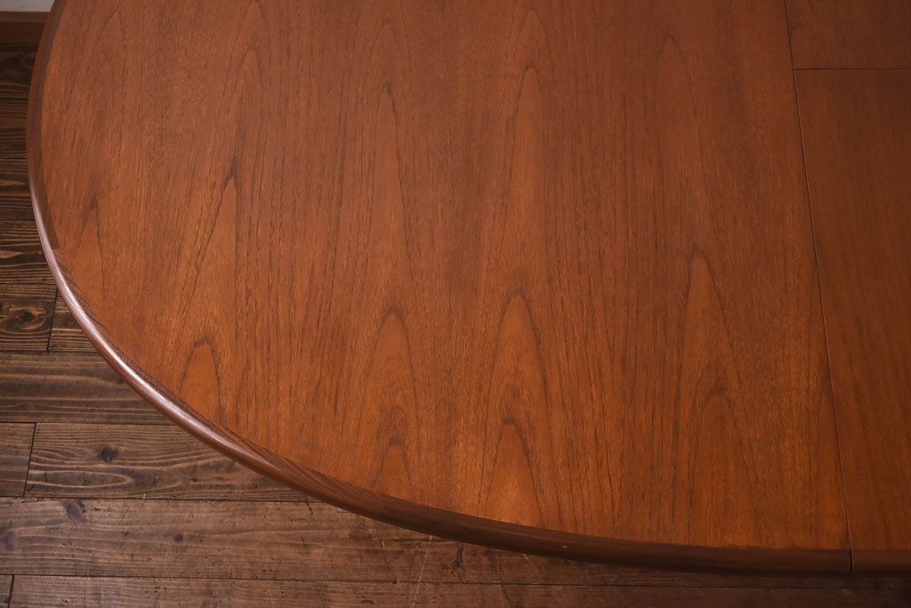 ヴィンテージ家具　北欧ビンテージ　G-PLAN　オーバル型エクステンションテーブル(ダイニングテーブル、ドローリーフテーブル)