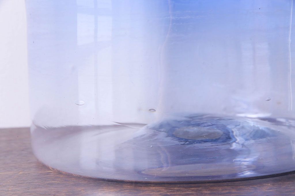 アンティーク雑貨　大正昭和初期　青いラインが魅力の吹きガラス金魚鉢