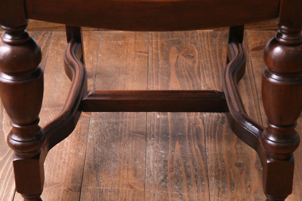 アンティーク家具　イギリスアンティーク　ウォールナット材 リボンのような背もたれがエレガントなチェア(ダイニングチェア、ワークチェア、椅子)(3)