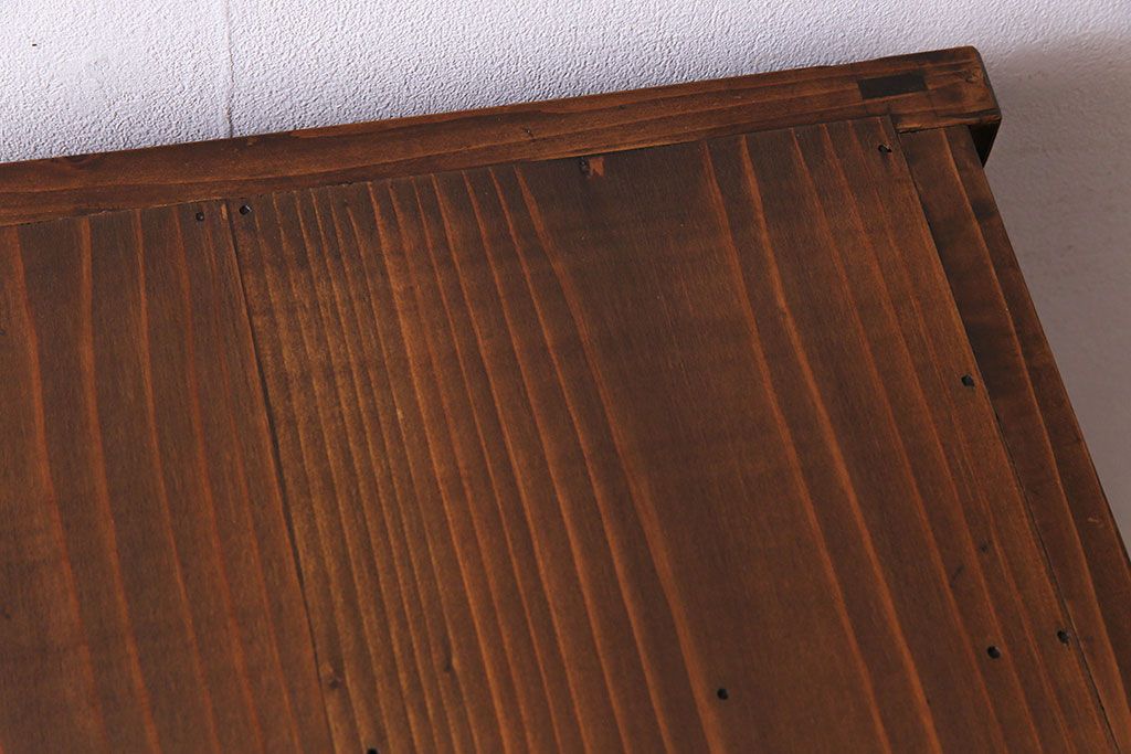 レトロ家具　昭和レトロ　前面ケヤキ材　リメイク　存在感のある杢目の鉄脚サイドボード(戸棚、収納棚)