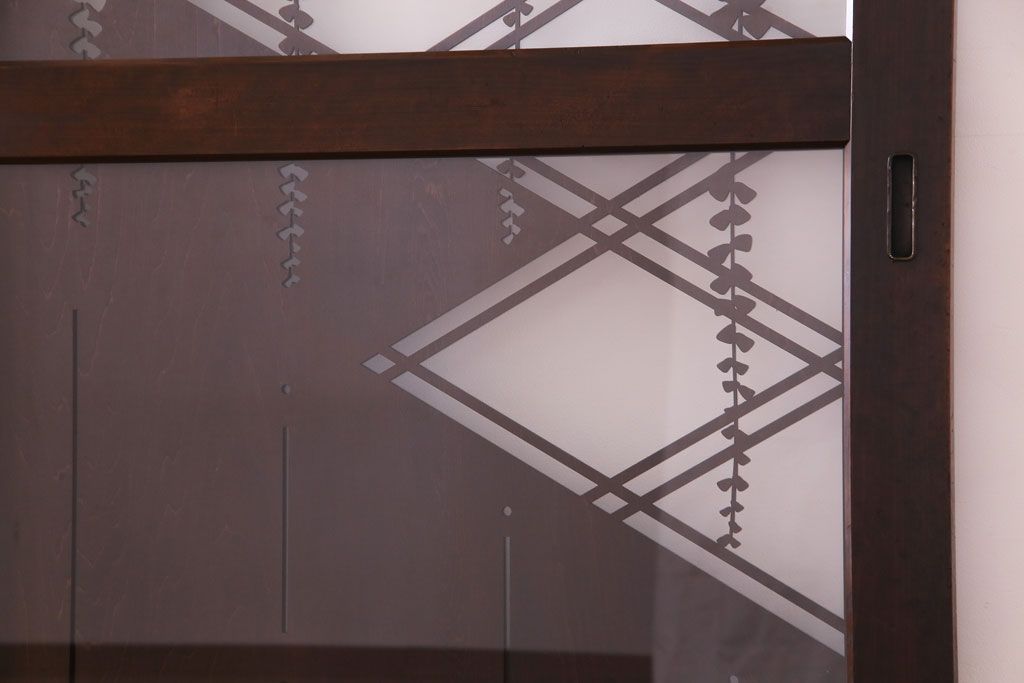 ラフジュ工房オリジナル　小粋な和の風情を感じる透かし彫りのガラス入り板戸(仕切り戸、引き戸、建具)4枚組