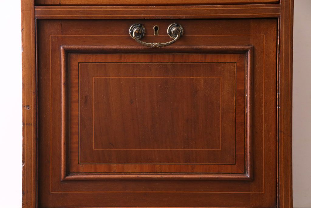アンティーク家具　イギリスアンティーク　マホガニー材　高級感漂う象嵌入りのレコードケース(収納棚)