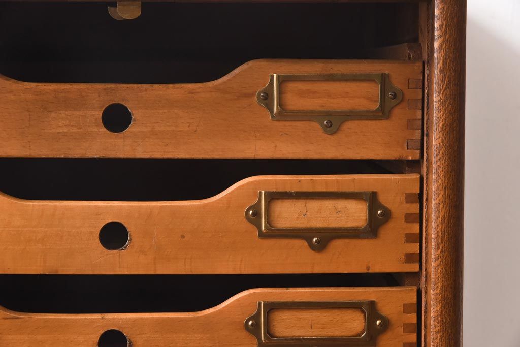 アンティーク家具　イギリスアンティーク　希少品　珍しい蛇腹シャッターが付いたレコードチェスト(収納棚、書類ケース、キャビネット)