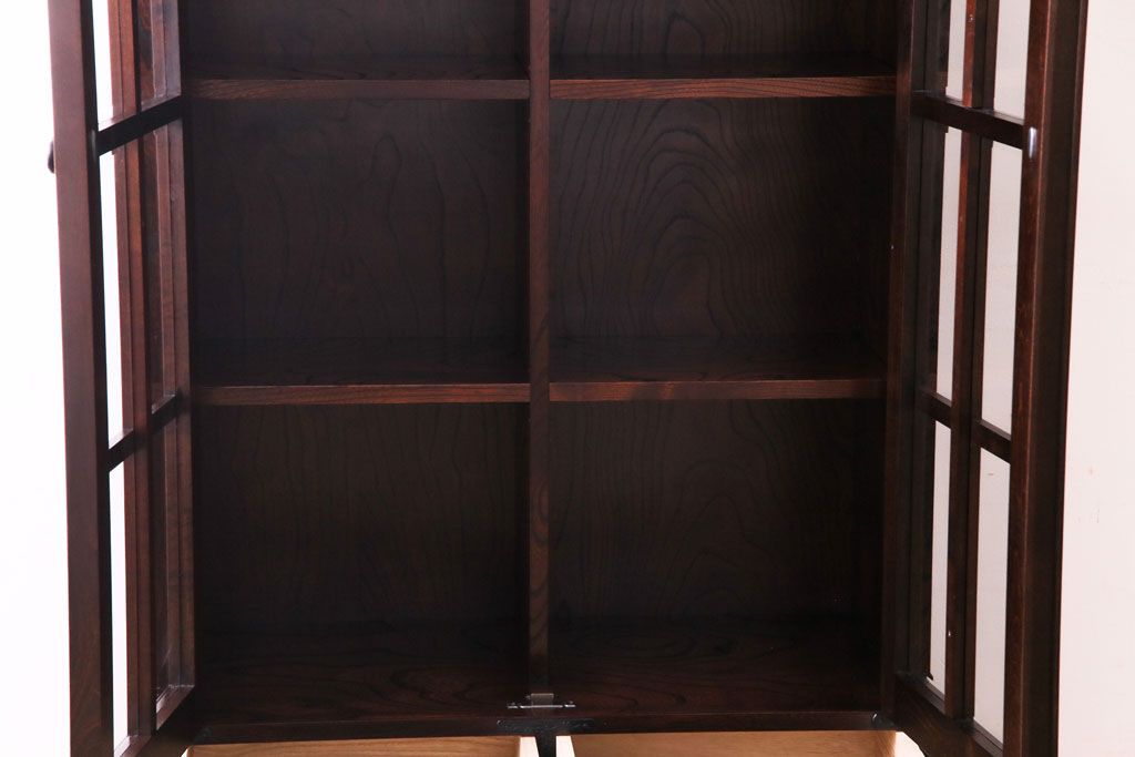 中古　岩谷堂箪笥　TH-C001　貫録のある佇まいの書棚(キャビネット、本箱)(定価約54万円)