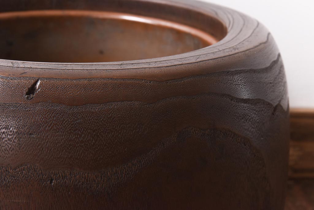 アンティーク雑貨　和製アンティーク　桐材製　古い木の質感が味わい深いくり抜き火鉢