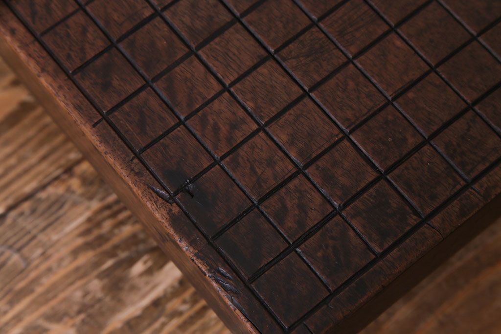 アンティーク雑貨　和製アンティーク　明治大正期　味わい深い質感の囲碁盤(飾り台)