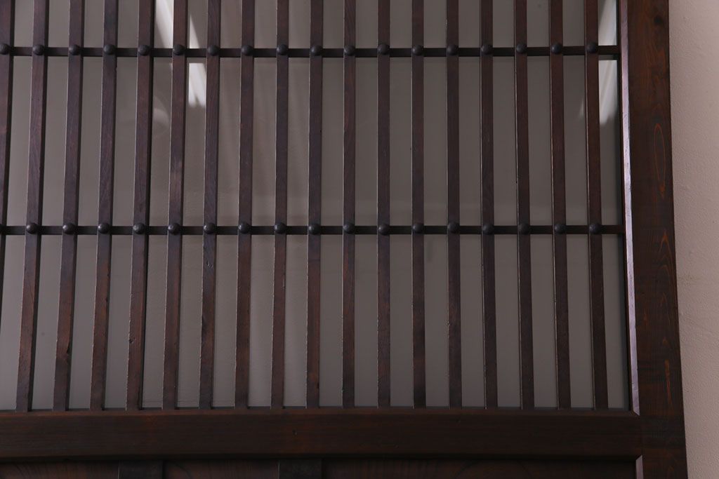 和製アンティーク　明治期　幅広で存在感のあるガラス入り格子蔵戸(格子戸、引き戸、建具、玄関戸)