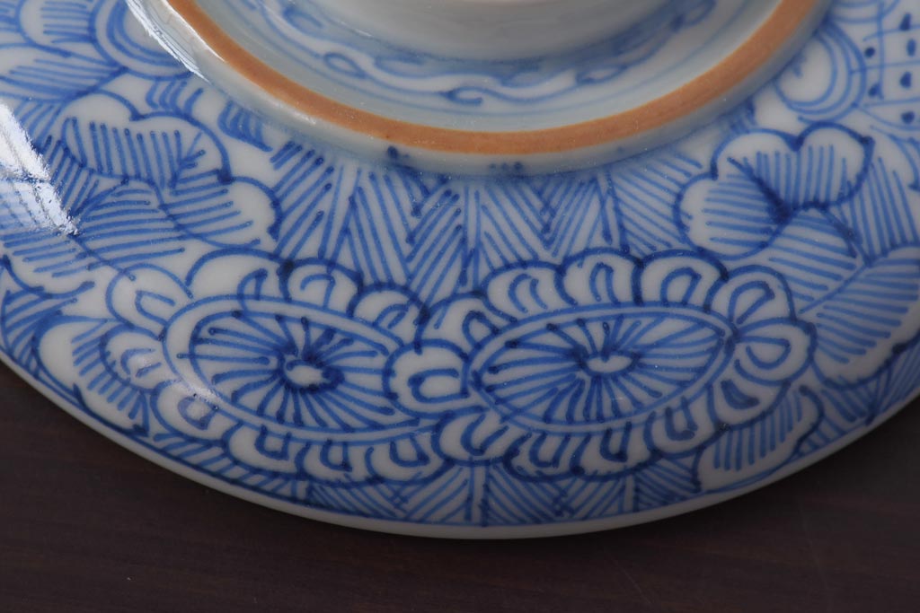 古民具・骨董　幕末明治期　線描染付　細かな図柄が味わい深い蓋付茶碗(和食器)2客セット(2)