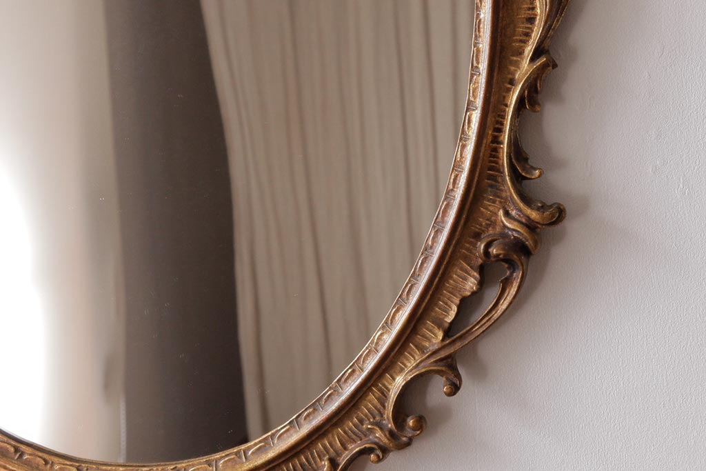 アンティーク雑貨　フランスビンテージ　高級感のあるフレームのウォールミラー(壁掛け鏡)