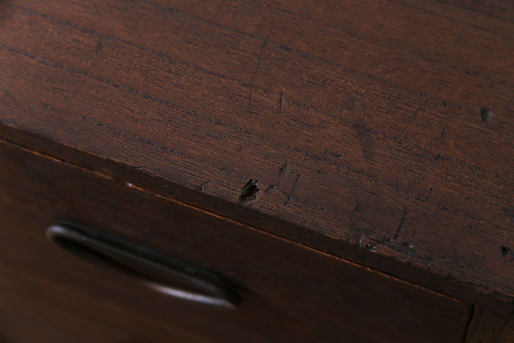 アンティーク家具　昭和初期　総桐材　古い木の質感が味わい深い箪笥ローチェスト(衣装箪笥、引き出し、桐箪笥、桐たんす)