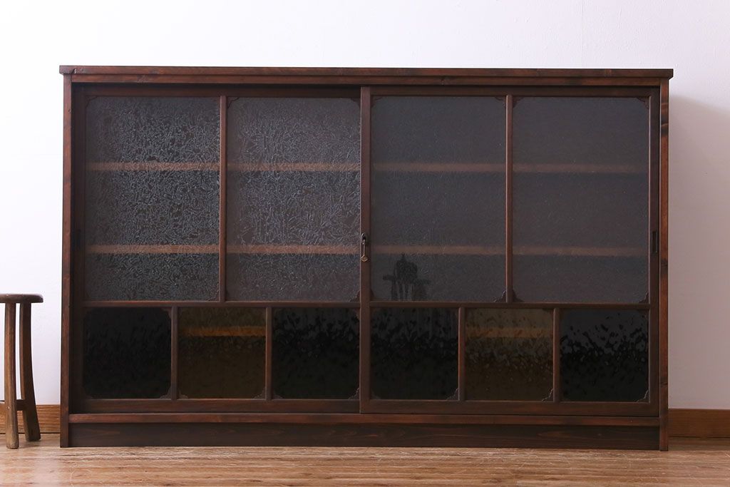 ラフジュ工房オリジナル　色ガラスが目を引くリメイクサイドボード(収納棚、戸棚)